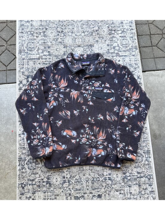 Patagonia Jackets & Blazers - Patagonia Synchilla Fleece Pullover Sweater S Floral Navy Orange Snap Pocket